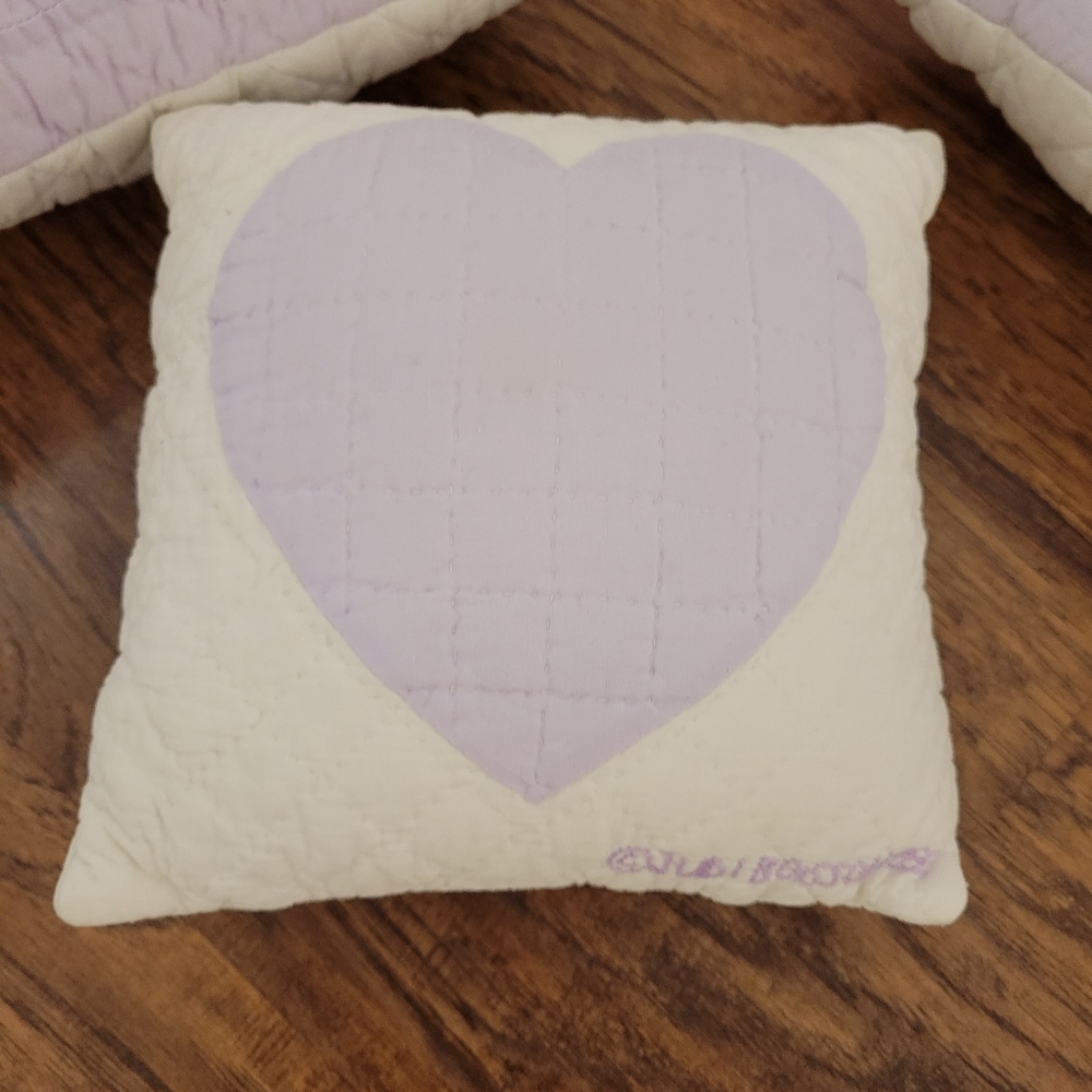 Judi boisson pillows